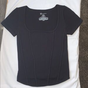 Black Short Sleeve Top